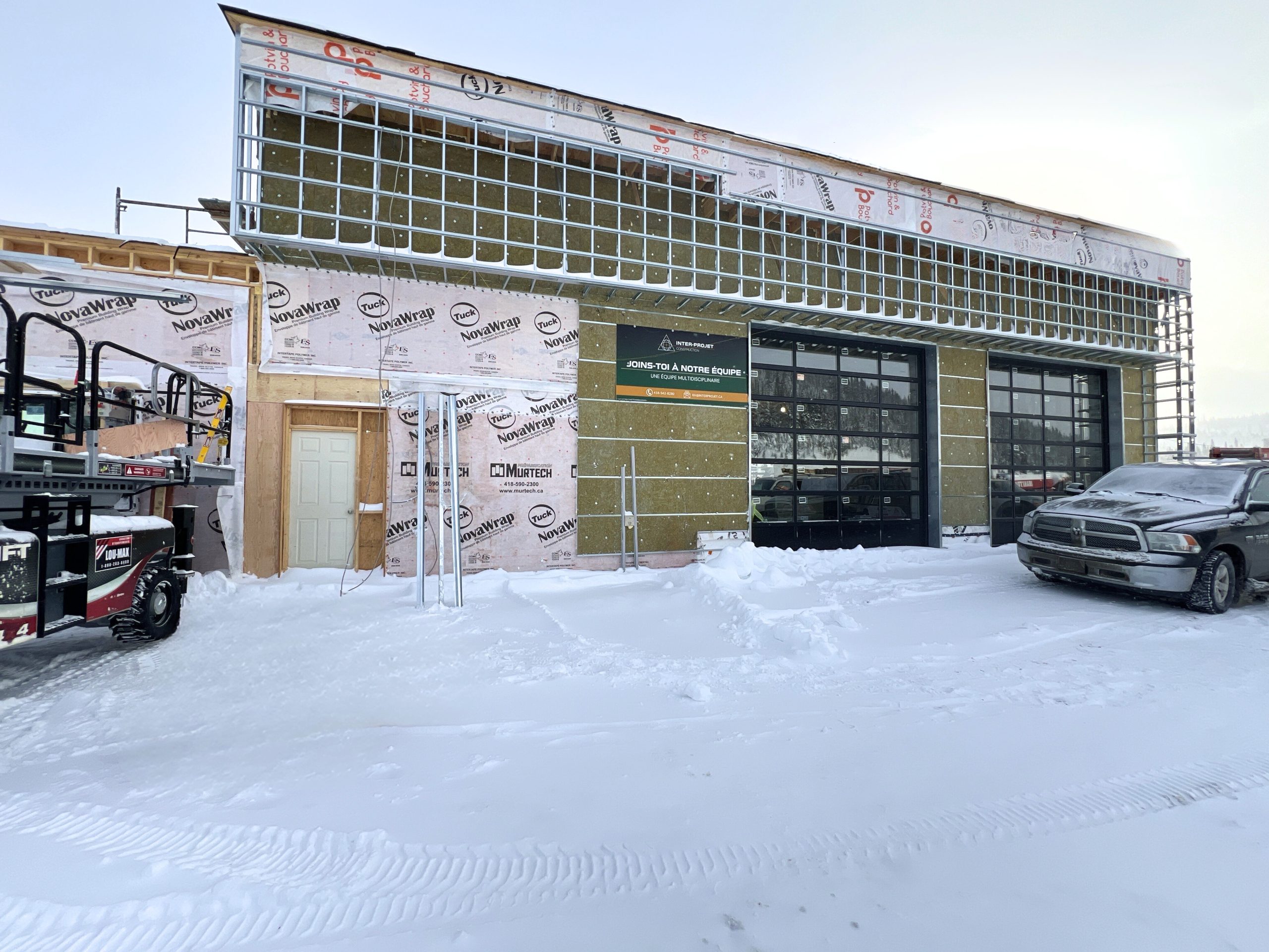 Construction bâtiment de la CTAQ Réserve faunique des Laurentides | Québec Interprojet Construction | Entrepreneur général en génie civil et bâtiment au Québec