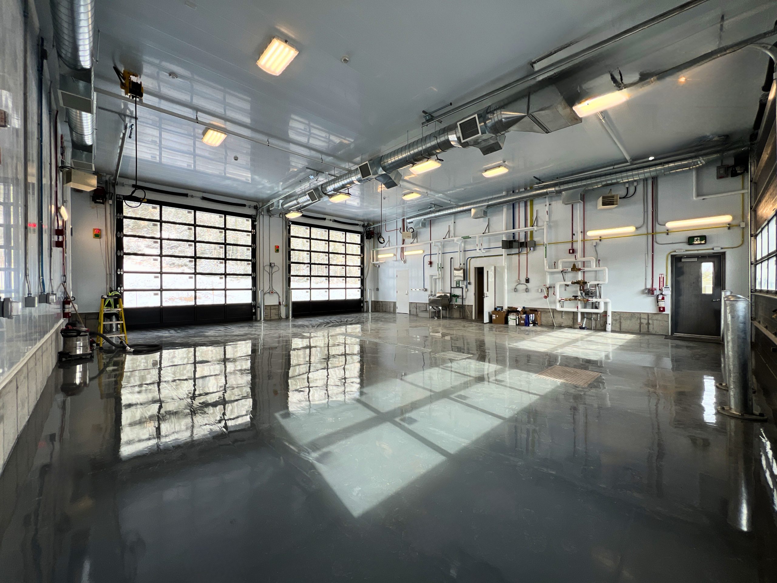 Construction bâtiment de la CTAQ Réserve faunique des Laurentides | Québec Interprojet Construction | Entrepreneur général en génie civil et bâtiment au Québec