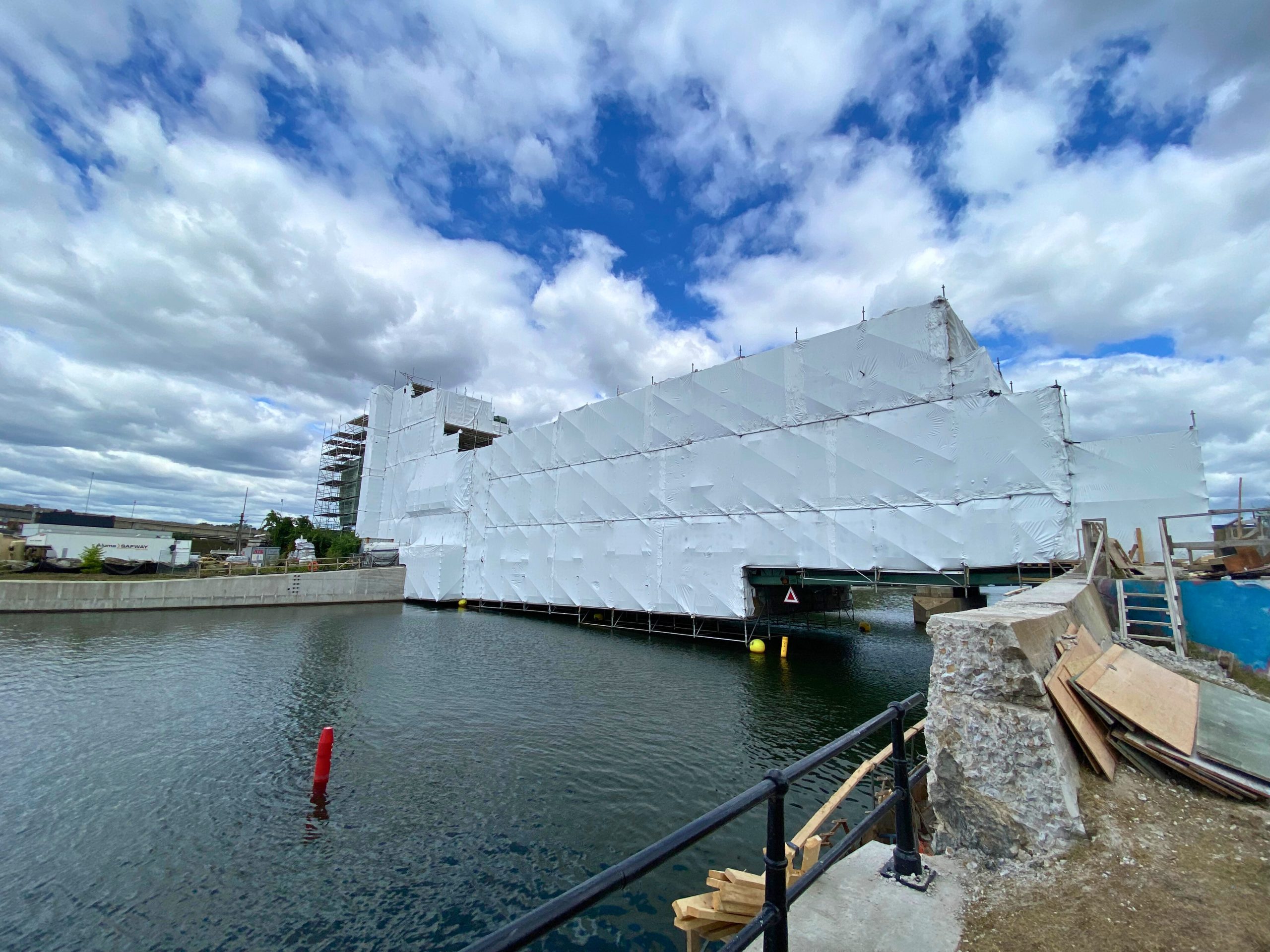 Réfection et peinture de la structure d’acier du Pont Gauron |  LaSalle Interprojet Construction | Entrepreneur général en génie civil et bâtiment au Québec